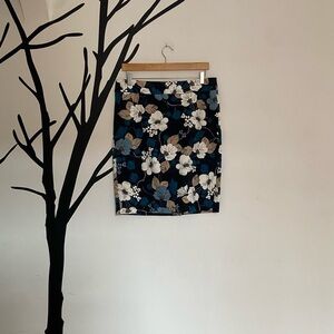 Ann Taylor floral pencil skirt